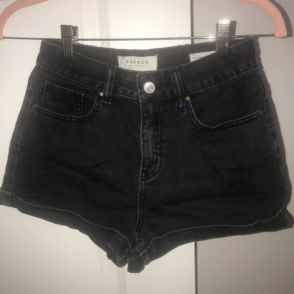 Pac-sun faded black short shorts - Picture 1 of 3